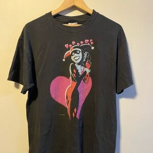 Vintage  Harley Quinn Graphic tee